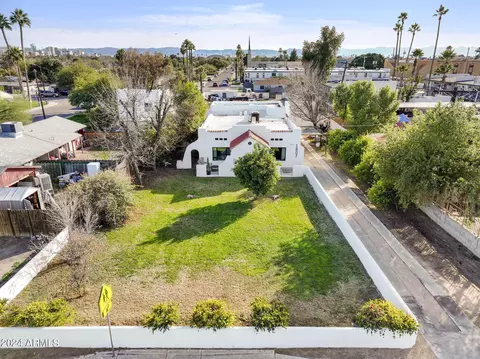 Exterior - 1807 W Osborn Rd, Phoenix, AZ 85015 photo 12 of 31