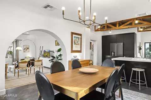 Dining - 1807 W Osborn Rd, Phoenix, AZ 85015 photo 5 of 7