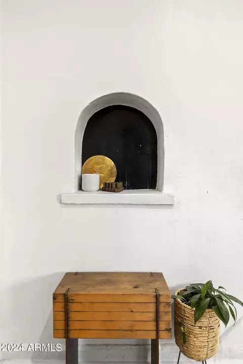 Dining - 1807 W Osborn Rd, Phoenix, AZ 85015 photo 4 of 7