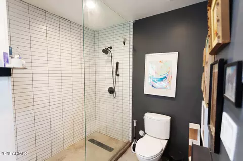 Bath - 1807 W Osborn Rd, Phoenix, AZ 85015 photo 10 of 13