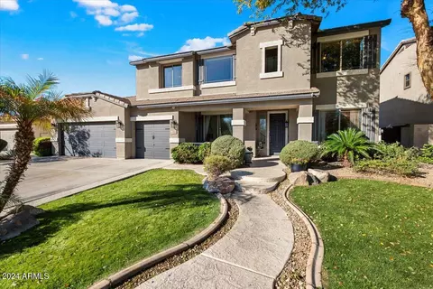 4552 S Four Peaks Way, Chandler, AZ 85249