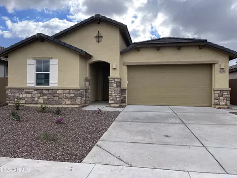4207 Enmark Dr, San Tan Valley, AZ 85140