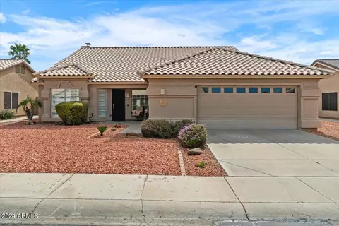 6023 W Blackhawk Dr, Glendale, AZ 85308