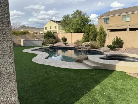 2536 E Misty Willow Ln, Phoenix, AZ 85024 photo 2