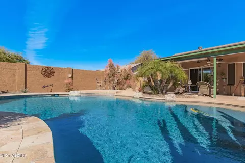 Exterior - 9425 Evergreen St, Mesa, AZ 85207 photo 7 of 10
