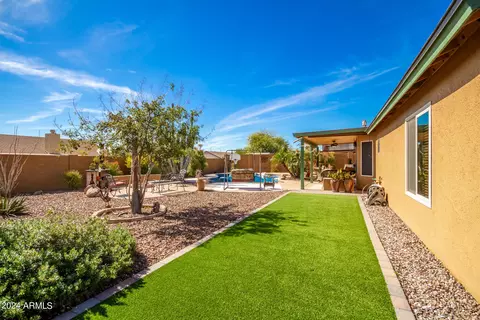 Exterior - 9425 Evergreen St, Mesa, AZ 85207 photo 4 of 10