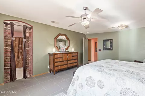 Bedroom - 9425 Evergreen St, Mesa, AZ 85207 photo 3 of 5