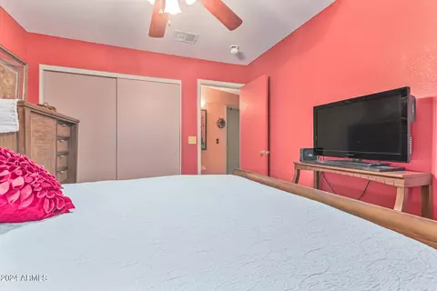 Bedroom - 9425 Evergreen St, Mesa, AZ 85207 photo 5 of 5