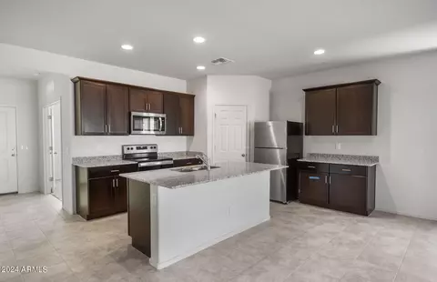 4811 S 109th Ave, Tolleson, AZ 85353 photo 4