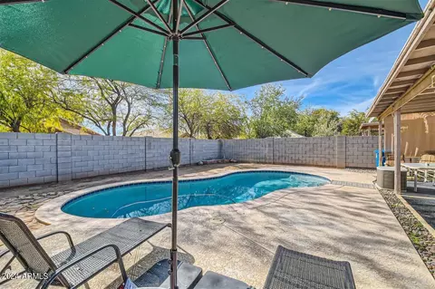 1465 W Mesquite Ave, Apache Junction, AZ 85120 photo 2