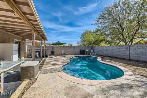 1465 W Mesquite Ave, Apache Junction, AZ 85120 photo 3