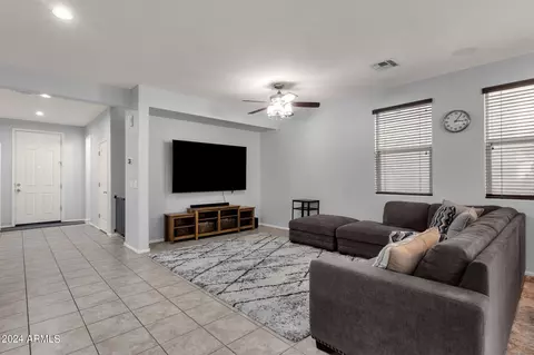 Living - 4151 E Nunneley Rd, Gilbert, AZ 85296 photo 3 of 7