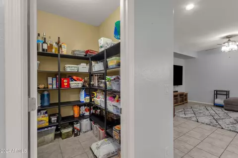 Kitchen - 4151 E Nunneley Rd, Gilbert, AZ 85296 photo 7 of 7