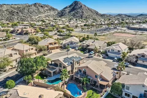 View/Area - 1222 E Desert Broom Way, Phoenix, AZ 85048 photo 8 of 10