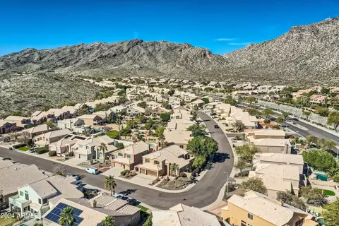 View/Area - 1222 E Desert Broom Way, Phoenix, AZ 85048 photo 3 of 10