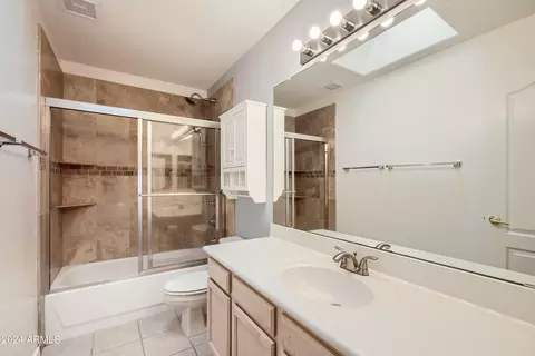 Bath - 1222 E Desert Broom Way, Phoenix, AZ 85048 photo 3 of 3