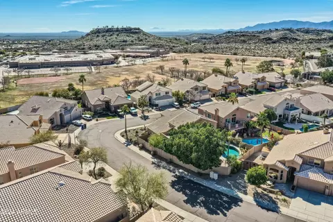 View/Area - 1222 E Desert Broom Way, Phoenix, AZ 85048 photo 9 of 10