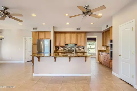 Kitchen - 1222 E Desert Broom Way, Phoenix, AZ 85048 photo 3 of 4