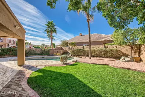 Exterior - 1222 E Desert Broom Way, Phoenix, AZ 85048 photo 6 of 10