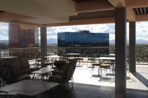 Exterior - 2201 N Central Ave #4F, Phoenix, AZ 85004 photo 9 of 9
