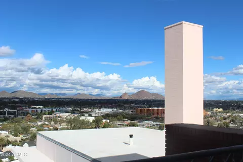 Exterior - 2201 N Central Ave #4F, Phoenix, AZ 85004 photo 8 of 9