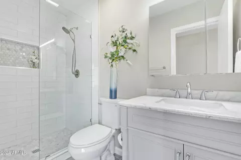 3702 W Hearn Rd, Phoenix, AZ 85053 photo 31