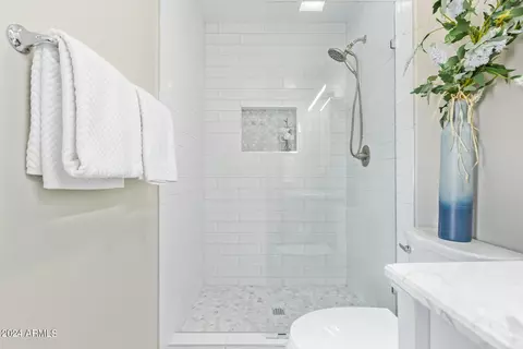 3702 W Hearn Rd, Phoenix, AZ 85053 photo 32