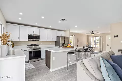 3702 W Hearn Rd, Phoenix, AZ 85053 photo 19