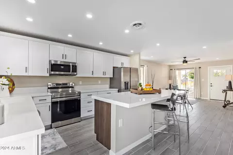 3702 W Hearn Rd, Phoenix, AZ 85053 photo 18