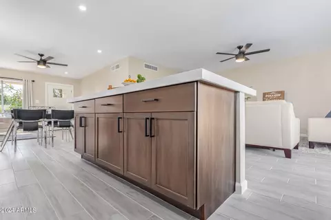 3702 W Hearn Rd, Phoenix, AZ 85053 photo 21