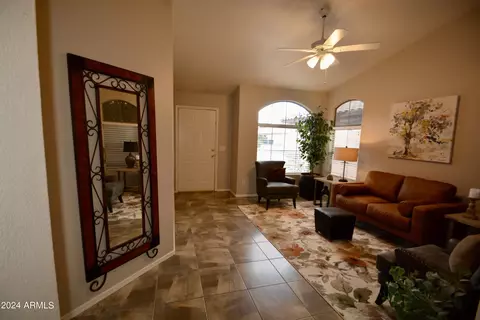 1691 E Aspen Way, Gilbert, AZ 85234 photo 7