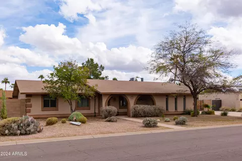 1507 N 62nd Pl, Mesa, AZ 85205