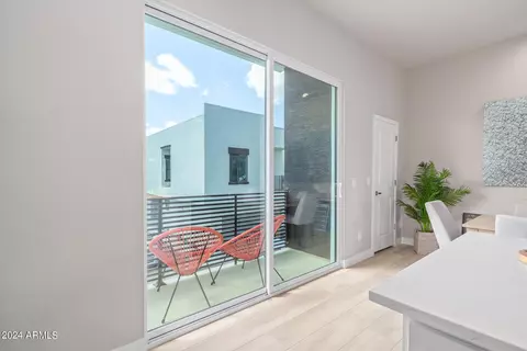 Exterior - 2030 E Michigan Ave #19, Phoenix, AZ 85022 photo 4 of 13
