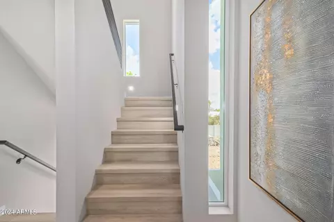 Entry Way - 2030 E Michigan Ave #19, Phoenix, AZ 85022 photo 3 of 4