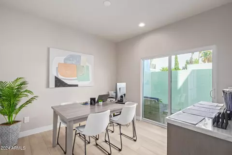 Dining - 2030 E Michigan Ave #19, Phoenix, AZ 85022 photo 2 of 4