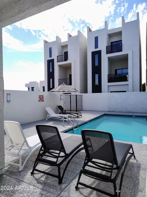 Exterior - 2030 E Michigan Ave #19, Phoenix, AZ 85022 photo 11 of 13