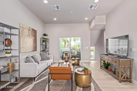 Living - 2030 E Michigan Ave #19, Phoenix, AZ 85022 photo 2 of 4