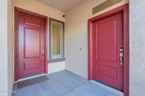 Exterior - 1083 E Buckingham Ave, Gilbert, AZ 85297 photo 3 of 11
