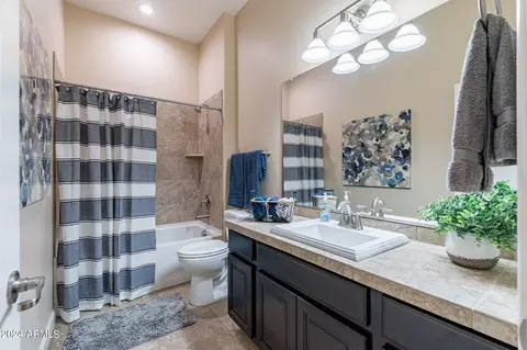 Bath - 1083 E Buckingham Ave, Gilbert, AZ 85297 photo 4 of 4