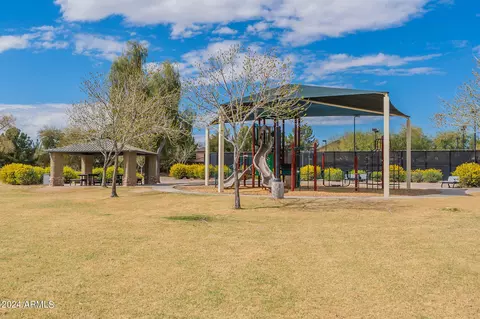 View/Area - 1083 E Buckingham Ave, Gilbert, AZ 85297 photo 6 of 6