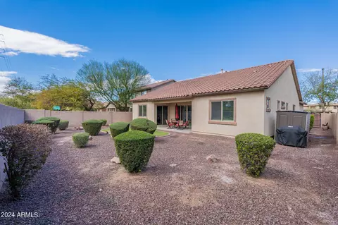 Exterior - 1083 E Buckingham Ave, Gilbert, AZ 85297 photo 7 of 11