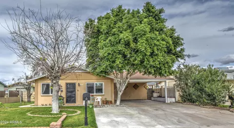 4716 E Saint Catherine Ave, Phoenix, AZ 85042