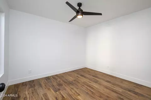 7030 S 40th Pl, Phoenix, AZ 85042 photo 13