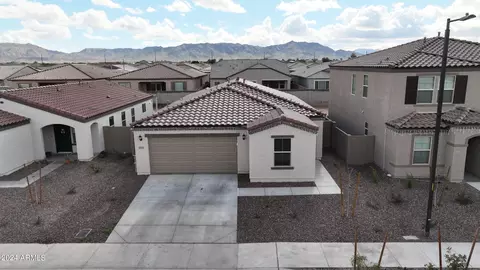 2611 W Bowker St, Phoenix, AZ 85041