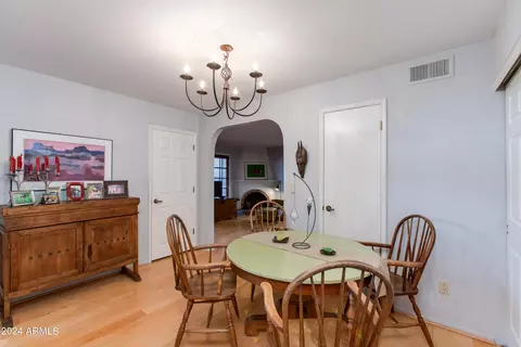 7300 N Dreamy Draw Dr #123, Phoenix, AZ 85020