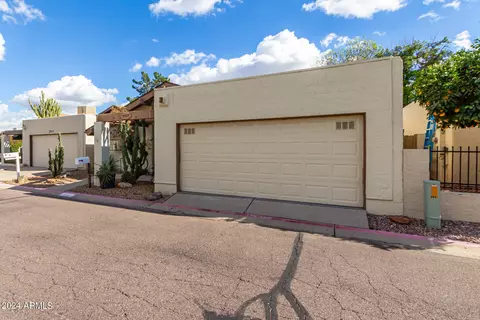 Exterior - 2917 W Cholla St, Phoenix, AZ 85029 photo 2 of 10