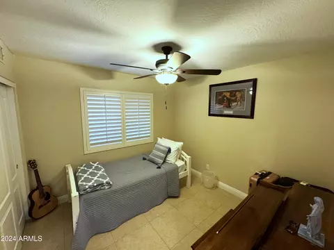 4609 E Mountain Sage Dr, Phoenix, AZ 85044 photo 10