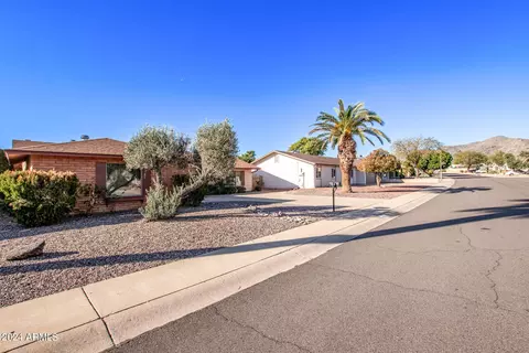 4213 E Mandan St, Phoenix, AZ 85044 photo 4