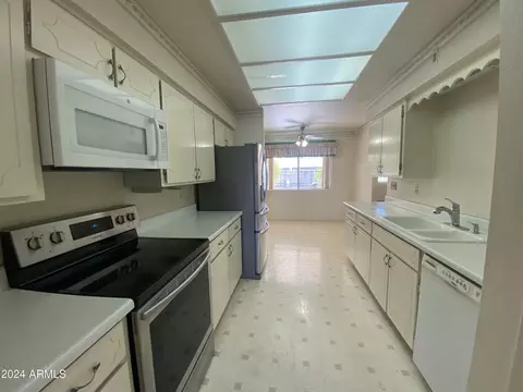 4733 E Capri Ave, Mesa, AZ 85206 photo 8