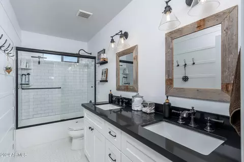 Bath - 16014 S 13th Pl, Phoenix, AZ 85048 photo 3 of 3